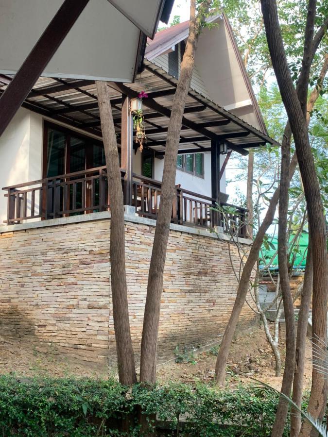 บ้านธานี Choeng Mon Bagian luar foto